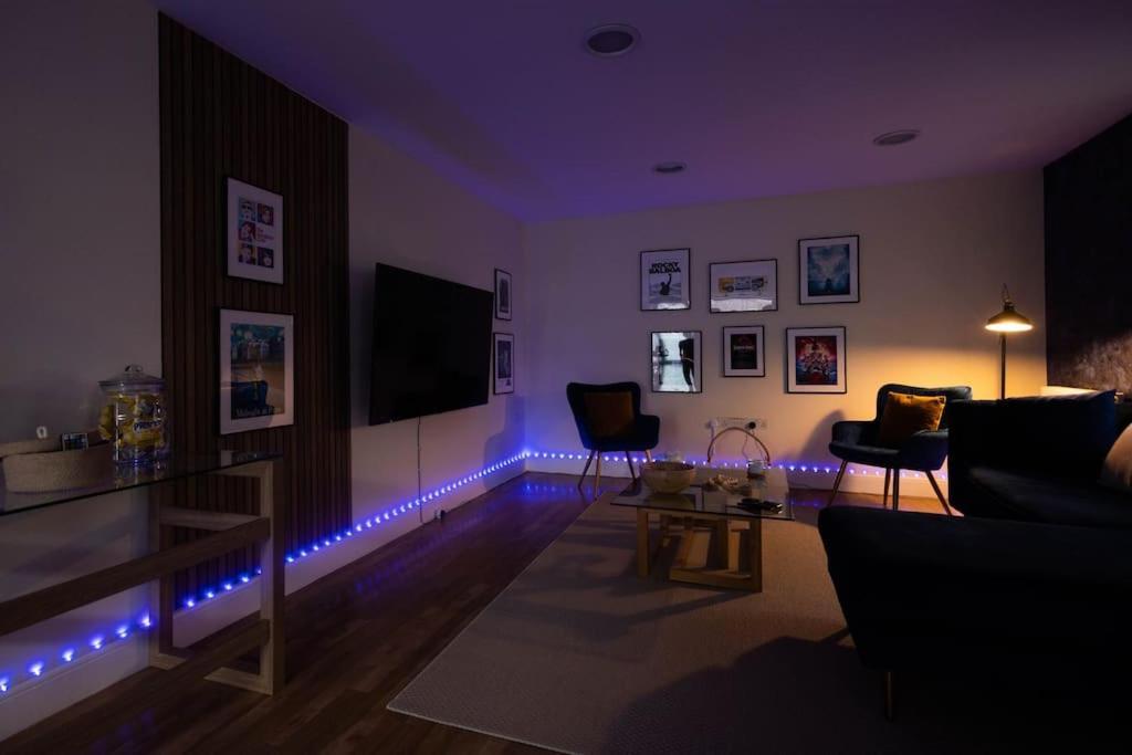 The Wellness Lodge- Gym, Table Tennis, Cinema, Parking And More! Bath Exteriér fotografie