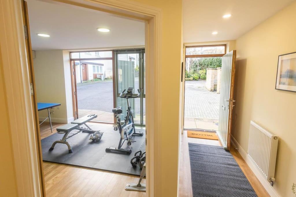The Wellness Lodge- Gym, Table Tennis, Cinema, Parking And More! Bath Exteriér fotografie