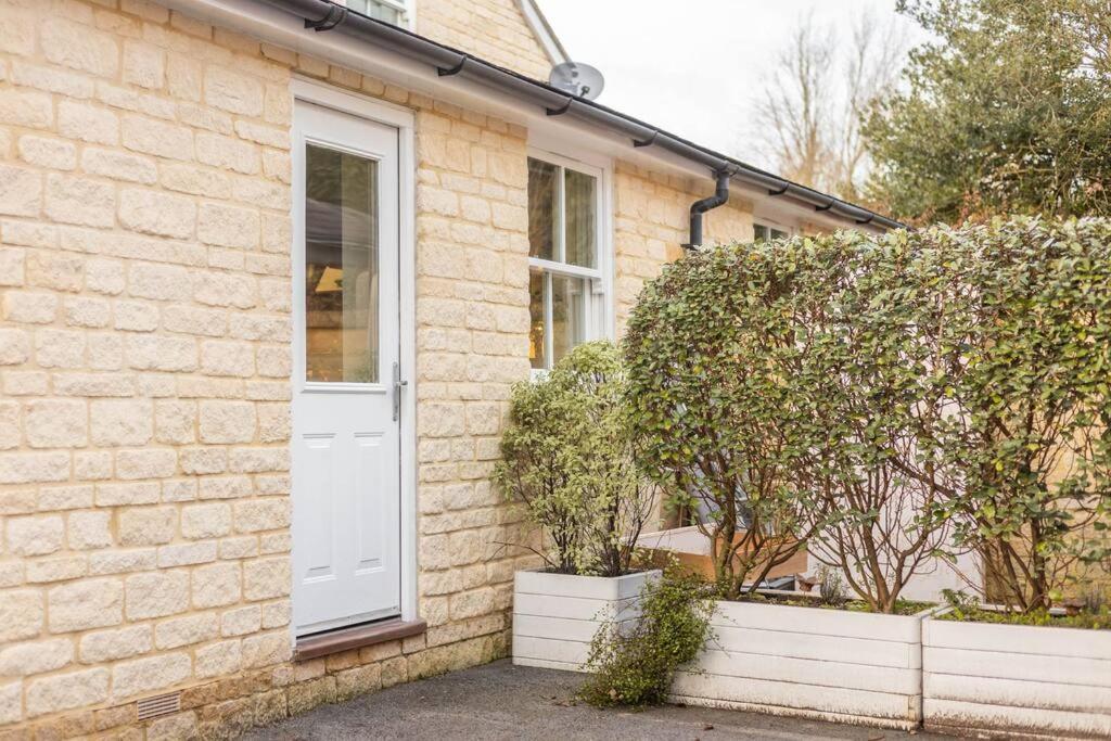 The Wellness Lodge- Gym, Table Tennis, Cinema, Parking And More! Bath Exteriér fotografie