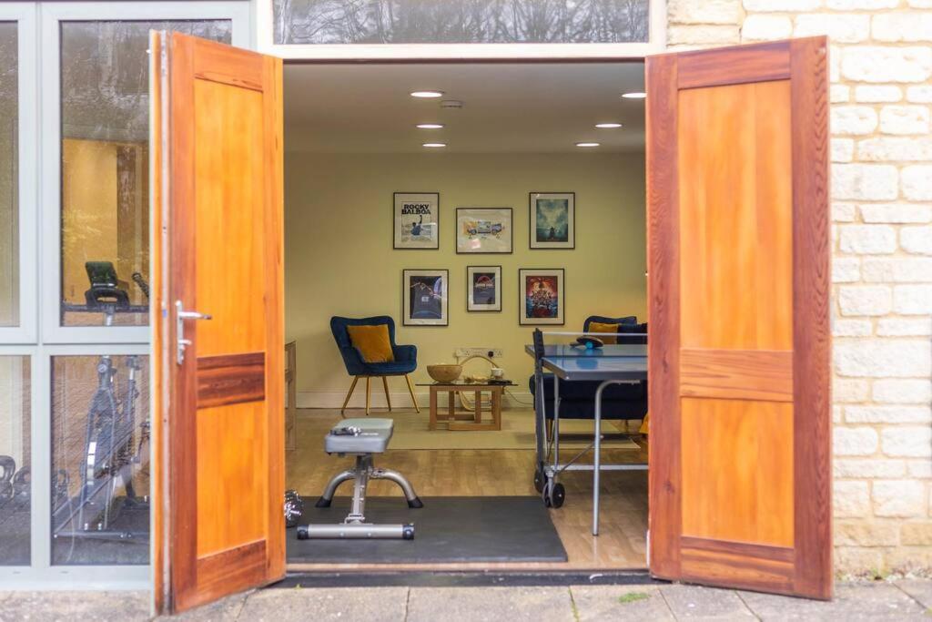 The Wellness Lodge- Gym, Table Tennis, Cinema, Parking And More! Bath Exteriér fotografie