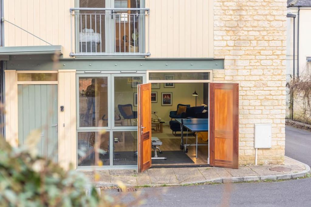The Wellness Lodge- Gym, Table Tennis, Cinema, Parking And More! Bath Exteriér fotografie
