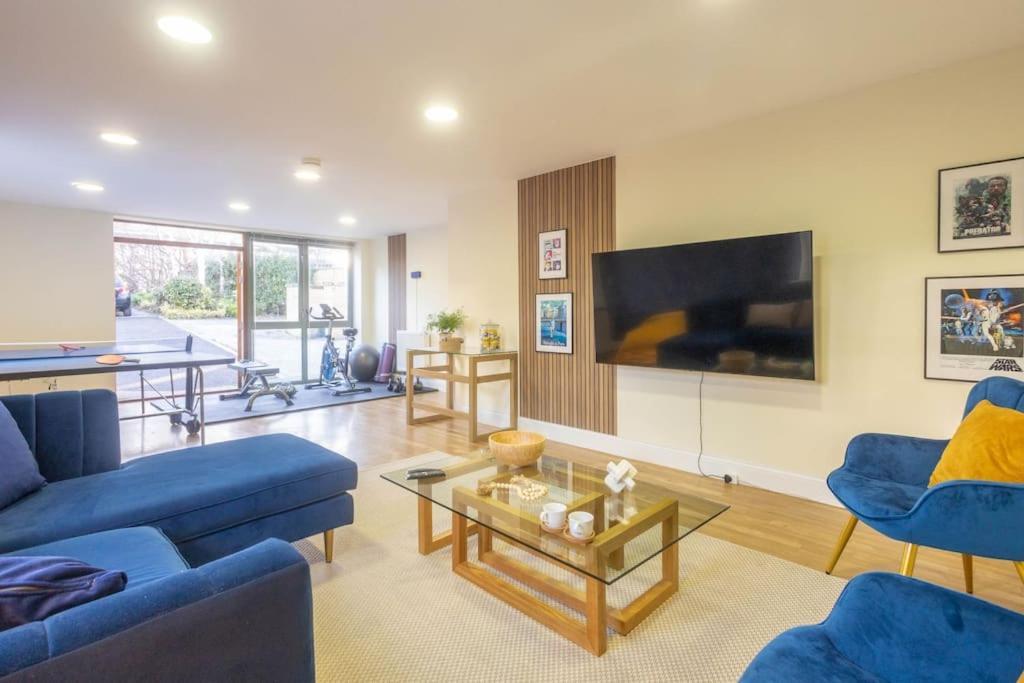 The Wellness Lodge- Gym, Table Tennis, Cinema, Parking And More! Bath Exteriér fotografie